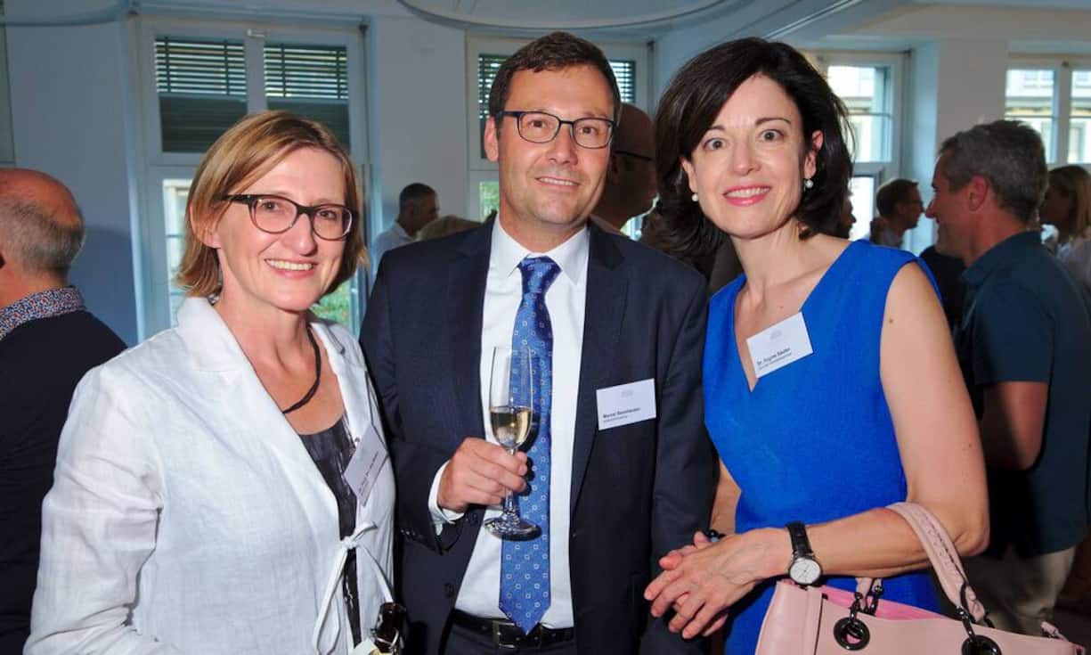 Monika Bütler, Geschäftsführende Direktorin, SEW-HSG;
Marcel Sennhauser, GL-Mitglied/Leiter Kommunikation, Scienceindustries;
Regine Sauter, Kantonsrätin & Direktorin Zürcher Handelskammer