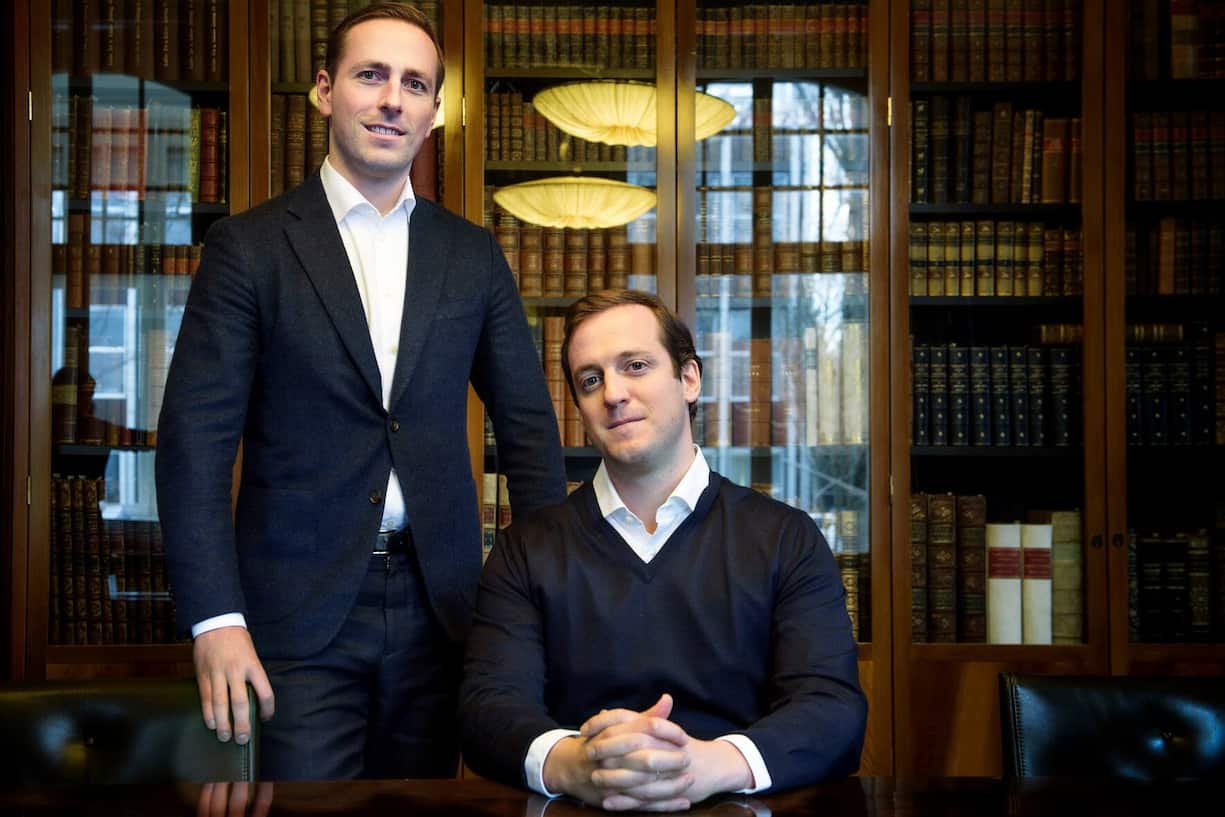 Philippe Jacobs (l.) und Nicolas Jacobs (r.), Co-PrÃ¤sidenten der Jacobs Holding  fotografiert in den RÃ¤umen der Jacobs Holding AG in ZÃ¼rich.