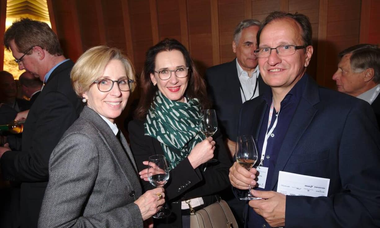 Charlotte Kunz;
Gabriele Baltensperger;
Thomas Kunz