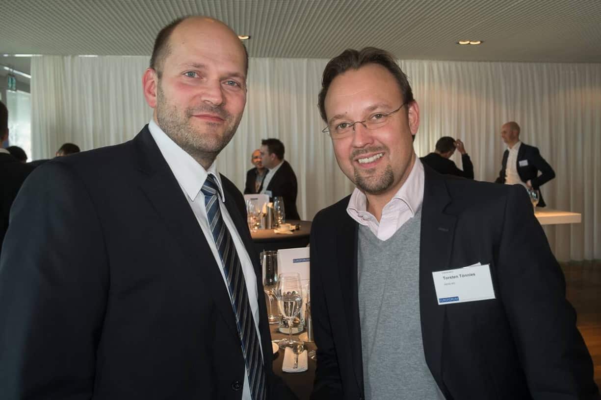 Nicolai Finke, Head of Product Manager, LEGIC Identsystems AG; Torsten Tönnies, GL, AXAS AG