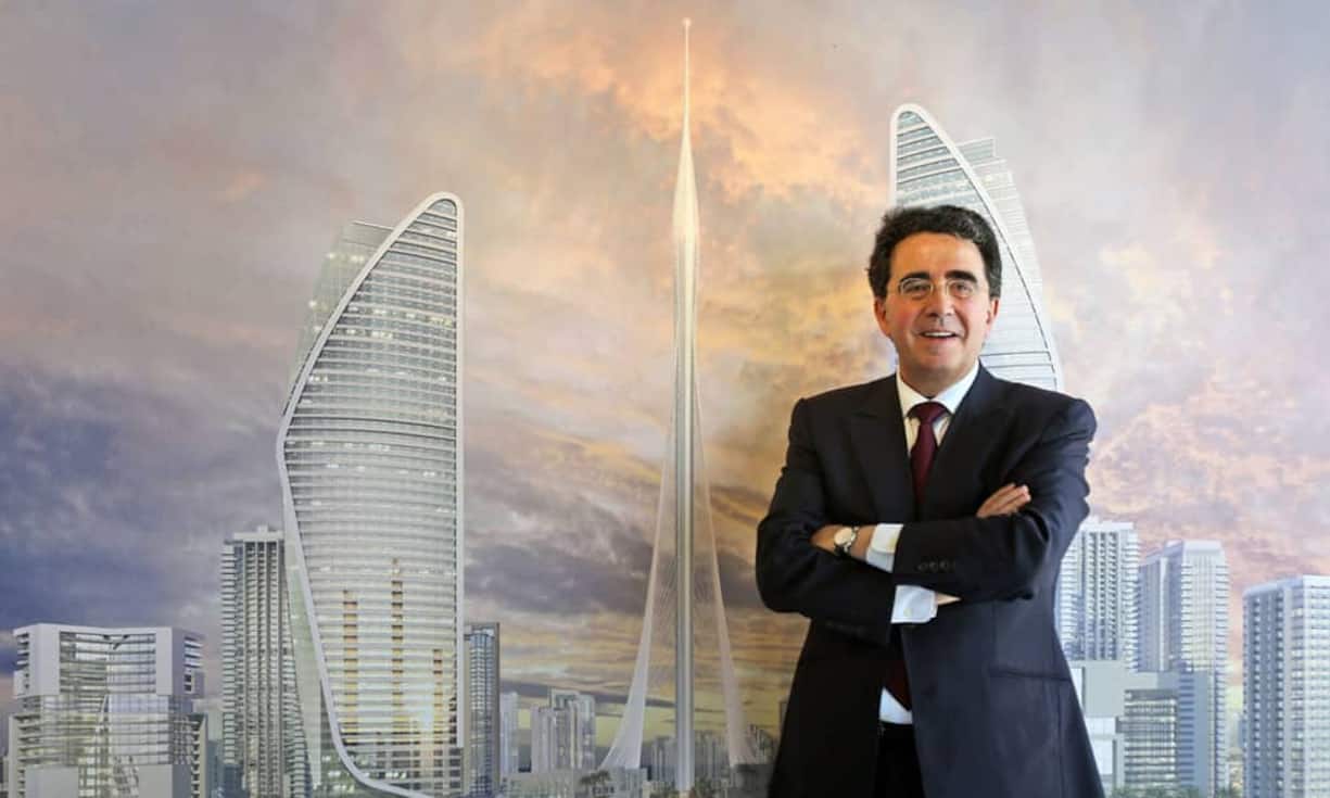Architektonischer Vater des Turms ist der schweizerisch-spanische Star-Architekt Santiago Calatrava.