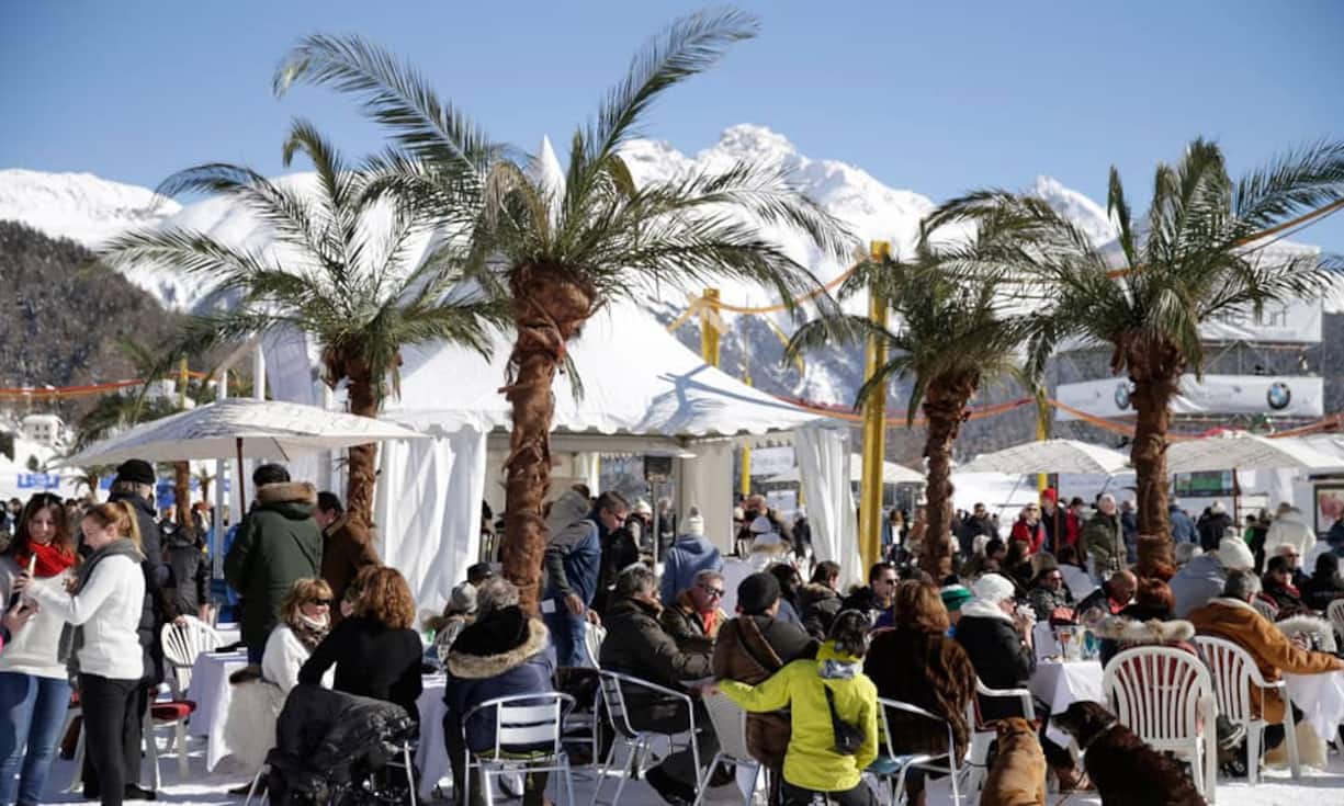 St. Moritz, Schweiz: Ob Pferderennen oder Polo -  St. Moritz trumpft jedes Jahr mit zahlreichen Events auf und gilt als schick, elegant und exklusiv. Hierher reist die High Society aus der ganzen Welt, von Königshäusern über Konzernchefs bis hin zu Hollywood-Stars - selbst die deutsche Bundeskanzlerin Angela Merkel war schon mal da.