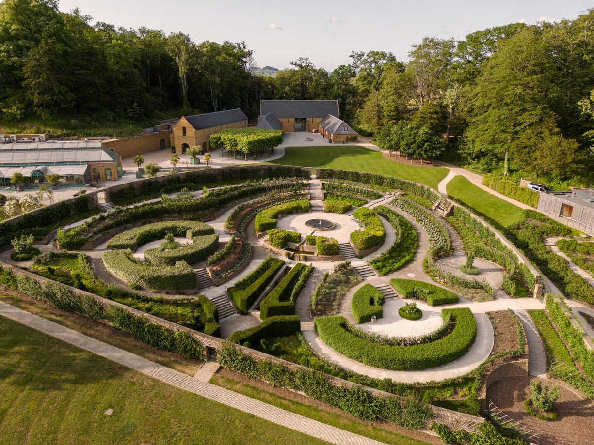 The Newt in Somerset
Entstanden aus einem alten Landsitz, setzt das Hotel auf Nachhaltigkeit und einen respektvollen Umgang mit der Natur.