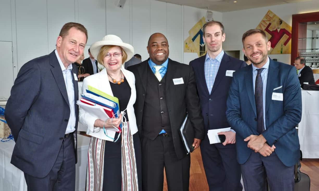 Sir Graham Watson, Parteipräsident ALDE;
Helen Zille, Premierministerin der Provinz Westkap, Südafrika;
Stevens Makgalapa, Shadow Minister for International Relations an Cooperation;
William Townsend, Liberal International;
Emil Kirjas, General Secretary, Liberal International