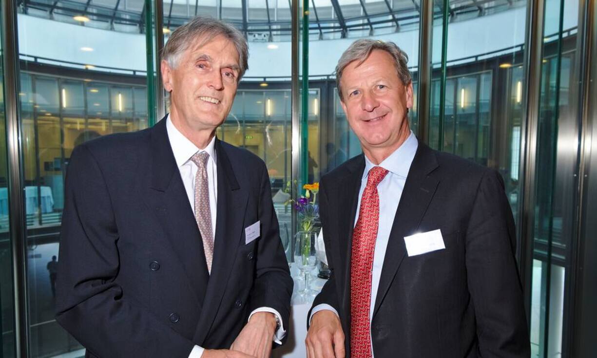 Felix A. Weber, Chairman, Cembra Money Bank AG;
Jürg Weber, Division CEO Payment Services
