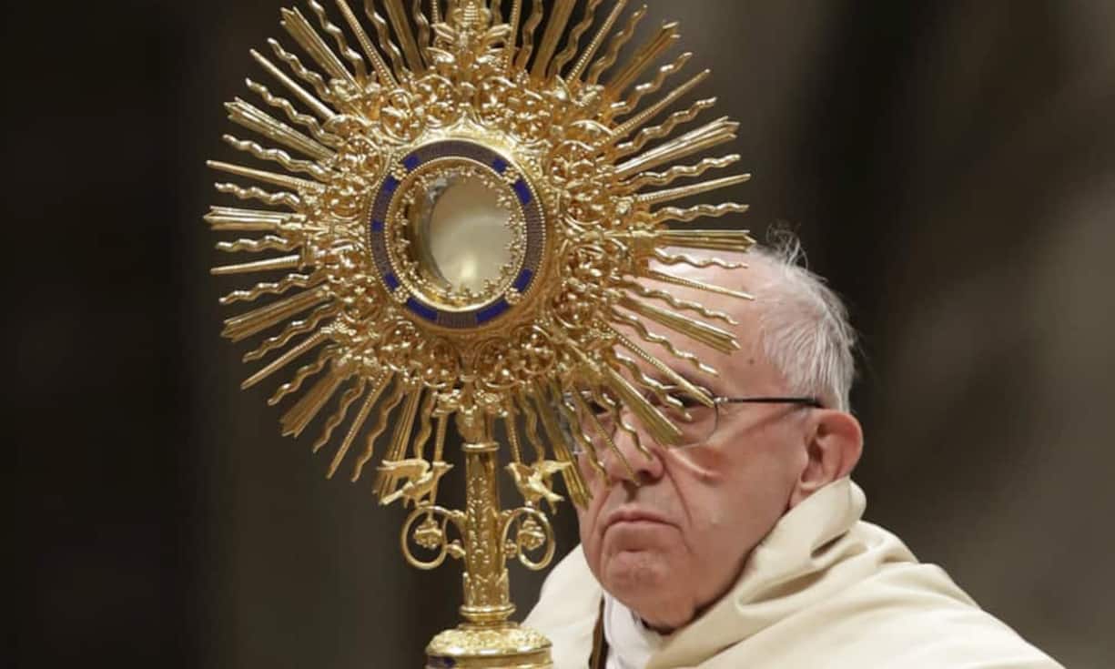 Im Vatikan feiert der Papst die letzte Messe 2016.