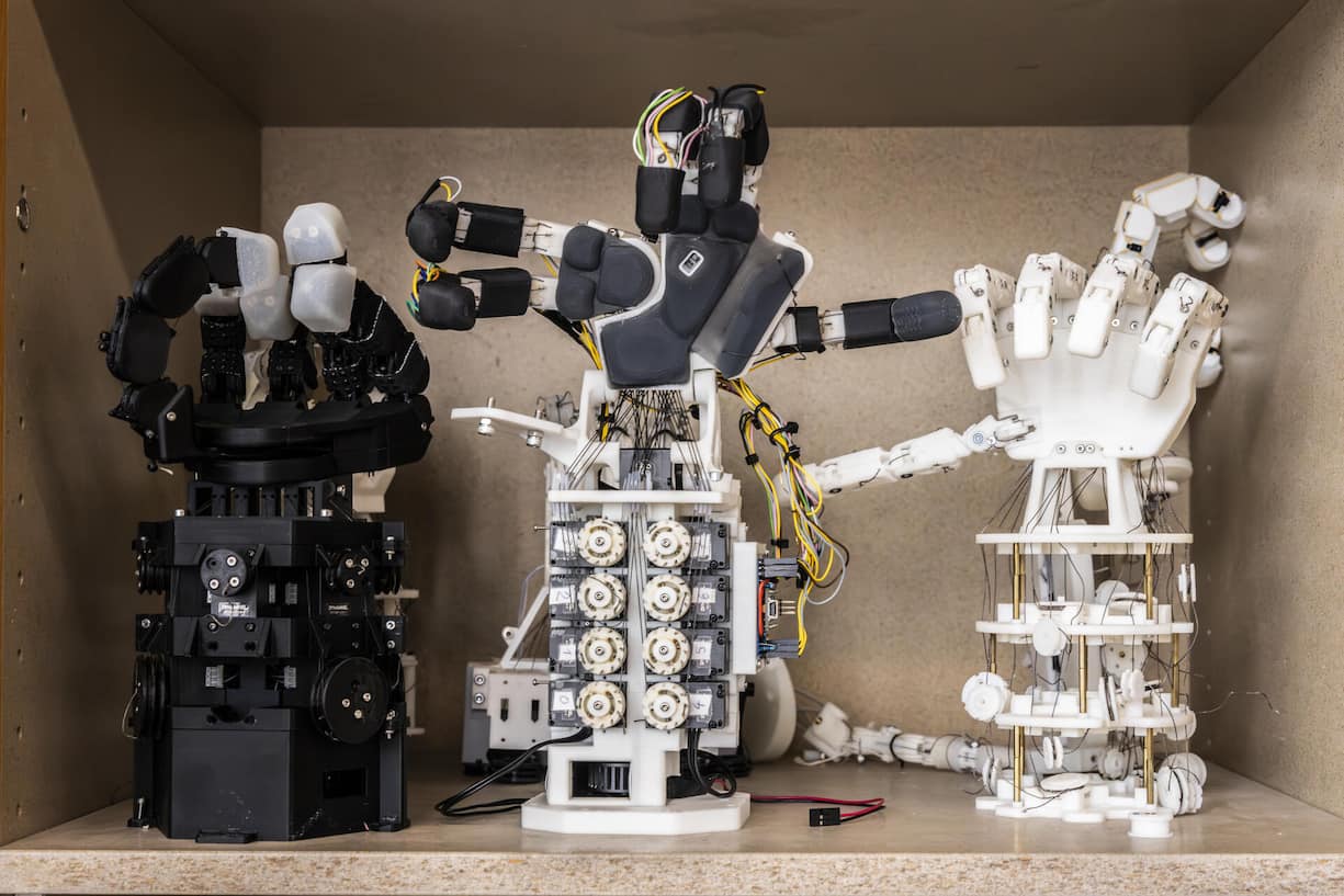 file84xvryuptkybgud2bhg