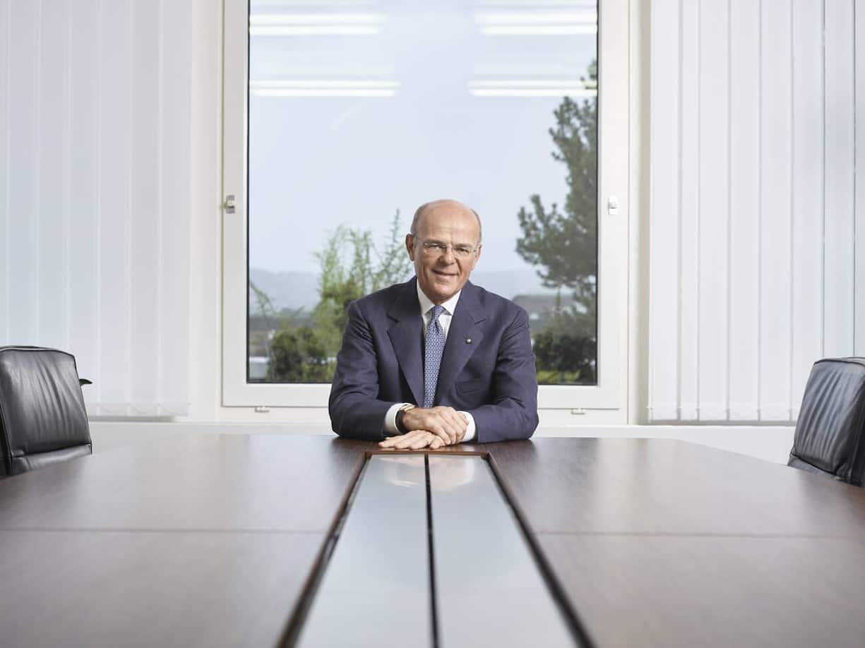 Portrait von Mario Greco, CEO der Zurich Insurance Group CEO, aufgenommen am Sitz in Zürich.