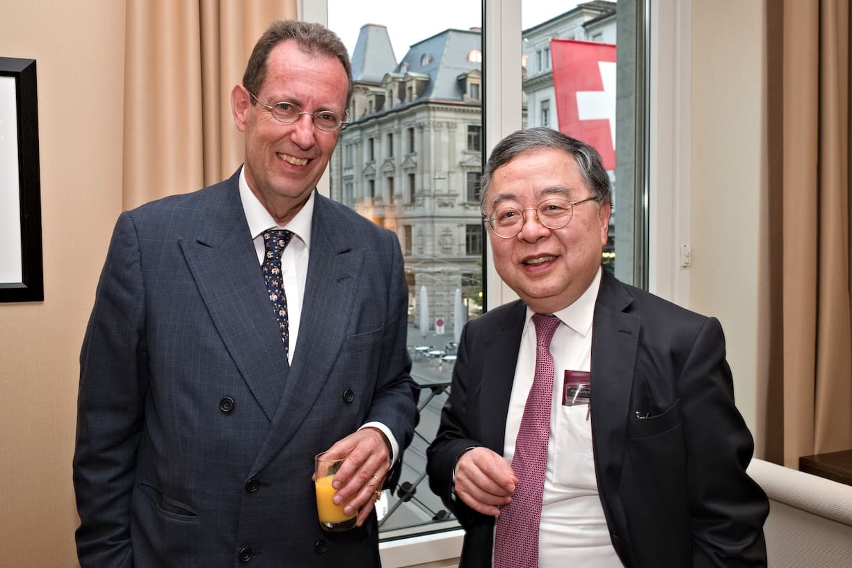 Hans-Peter Amrein, Kantonsrat, SVP Zürich; Ronnie Chan, Chairman, Hang Lung Property Group