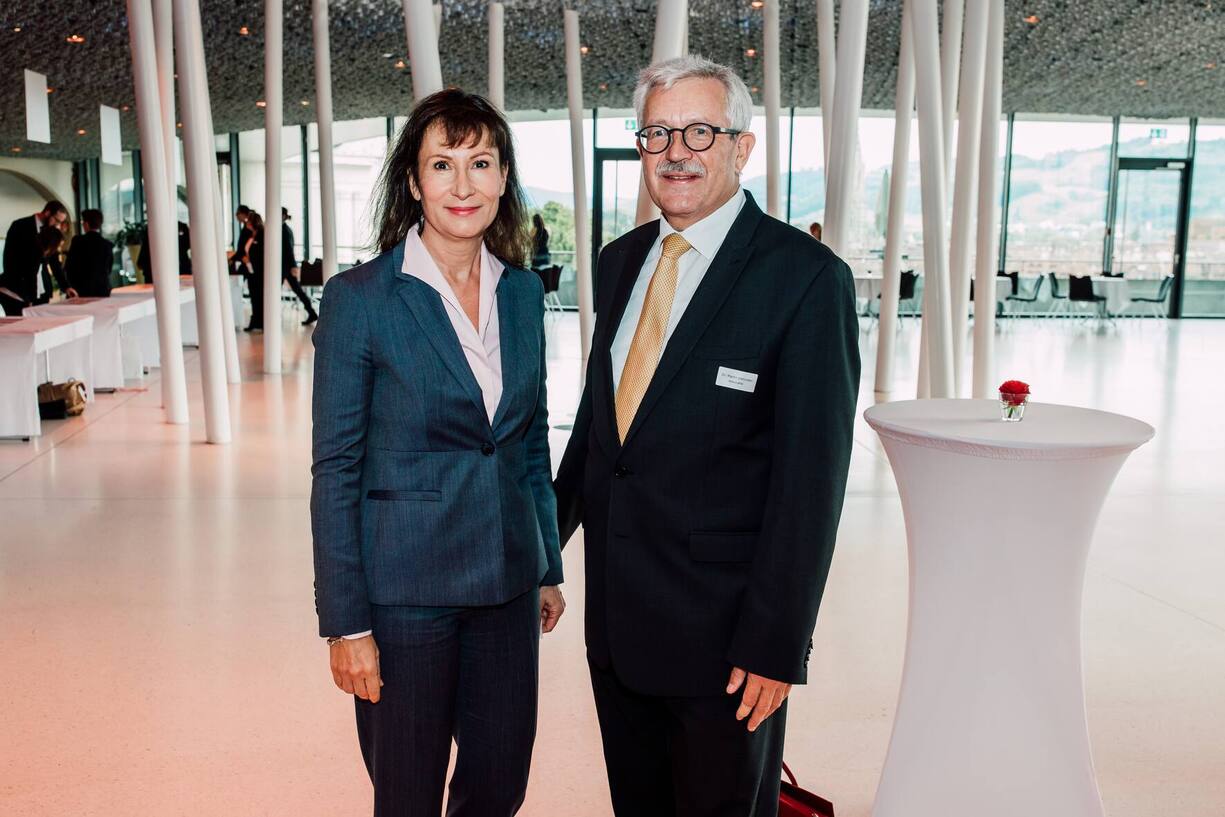 Dr. Suzanne Thoma (BKW Energie AG) und Dr. Martin Dahinden (Botschafter)