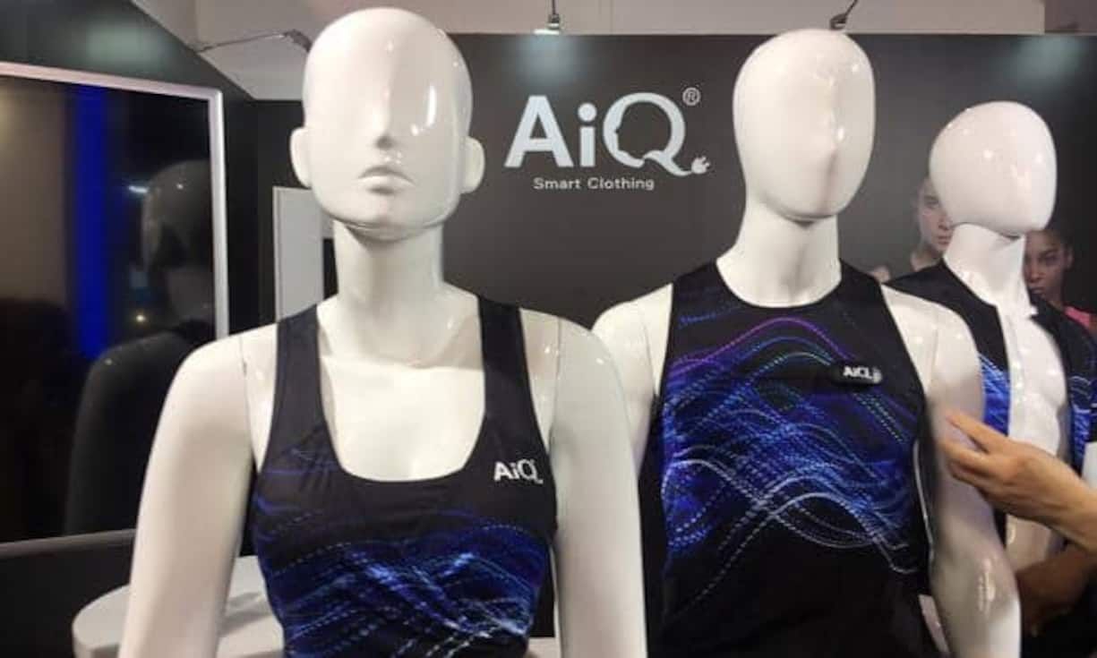Smarte Kleidung - die Elektronen sind eingewebt und überwachen Körperfunktionen wie Temperatur und Herzschlag.