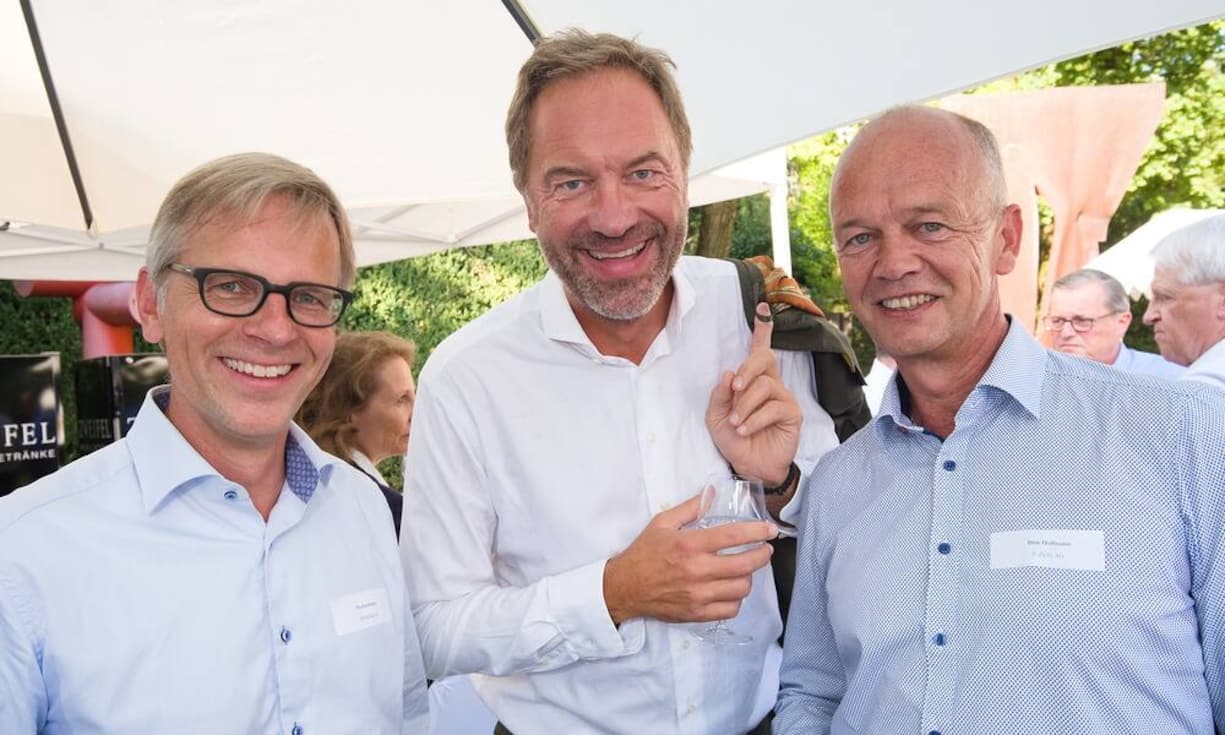 Thomas Kaiser, CEO Ringier Digital;
Arnd C. Groth, VR, Goldbach Group AG;
Dirk Hoffmann, CEO, V-Zug AG