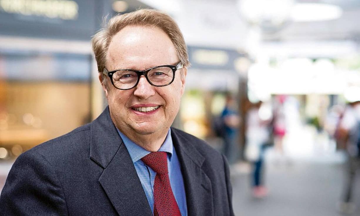 Jürg Kirchhofer, CEO Kirchhofer:Wenn es um chinesische Touristen in der Schweiz und ihre Leidenschaft für Uhren geht, kommt man nicht um Jürg Kirchhofer herum: 10'000 Chinesen stehen pro Woche in seinen Läden.