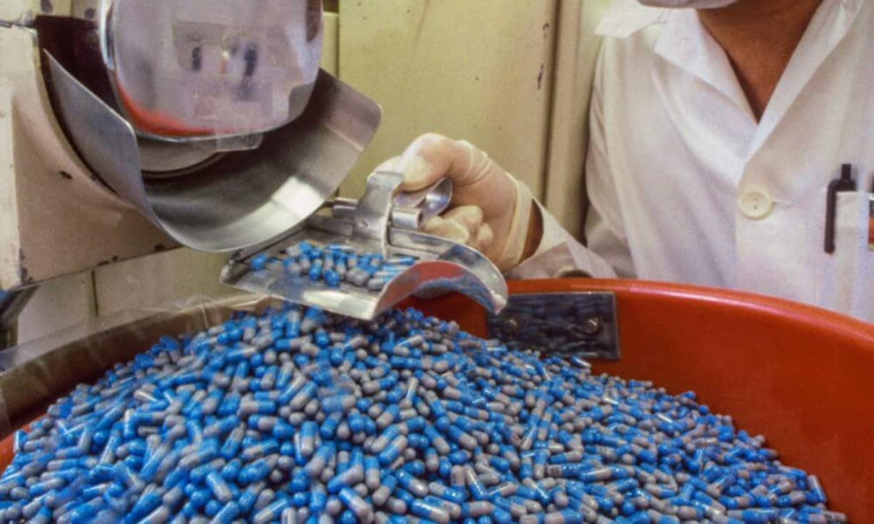 Platz 2: Roche Mit ihren bekannten Produktmarken Tamiflu oder Valium wird die Konzernmarke global immer bekannter und stärker. Roche geht, gestützt auf ihre grundlegenden Werte Integrität, Mut und Leidenschaft, konsequent in Richtung personalisierte Medizin. Der Konzern hat ein grosses Plus bei Krebsmedikamenten, auch dank seiner Ausrichtung auf biologische Formeln, die schwierig zu kopieren sind. (8'569 Mio. Fr. / + 12%)