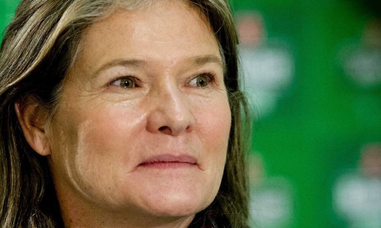 Graubünden: Charlene de Carvalho-HeinekenDank der Übernahme von SABMiller durch den Branchenprimus AB InBev arbeitet sich Heineken auf den zweiten Platz in der Bierwelt vor. Auch sonst war 2016 ein gutes Jahr für den Bierbrauer – das Premiumbier dürfte die 30-Millionen-Hektoliter-Marke knacken – und die Frau hinter dem Bier: Charlene de Carvalho-Heinekens Vermögen legte neu auf 11 bis 12 Milliarden Franken zu.