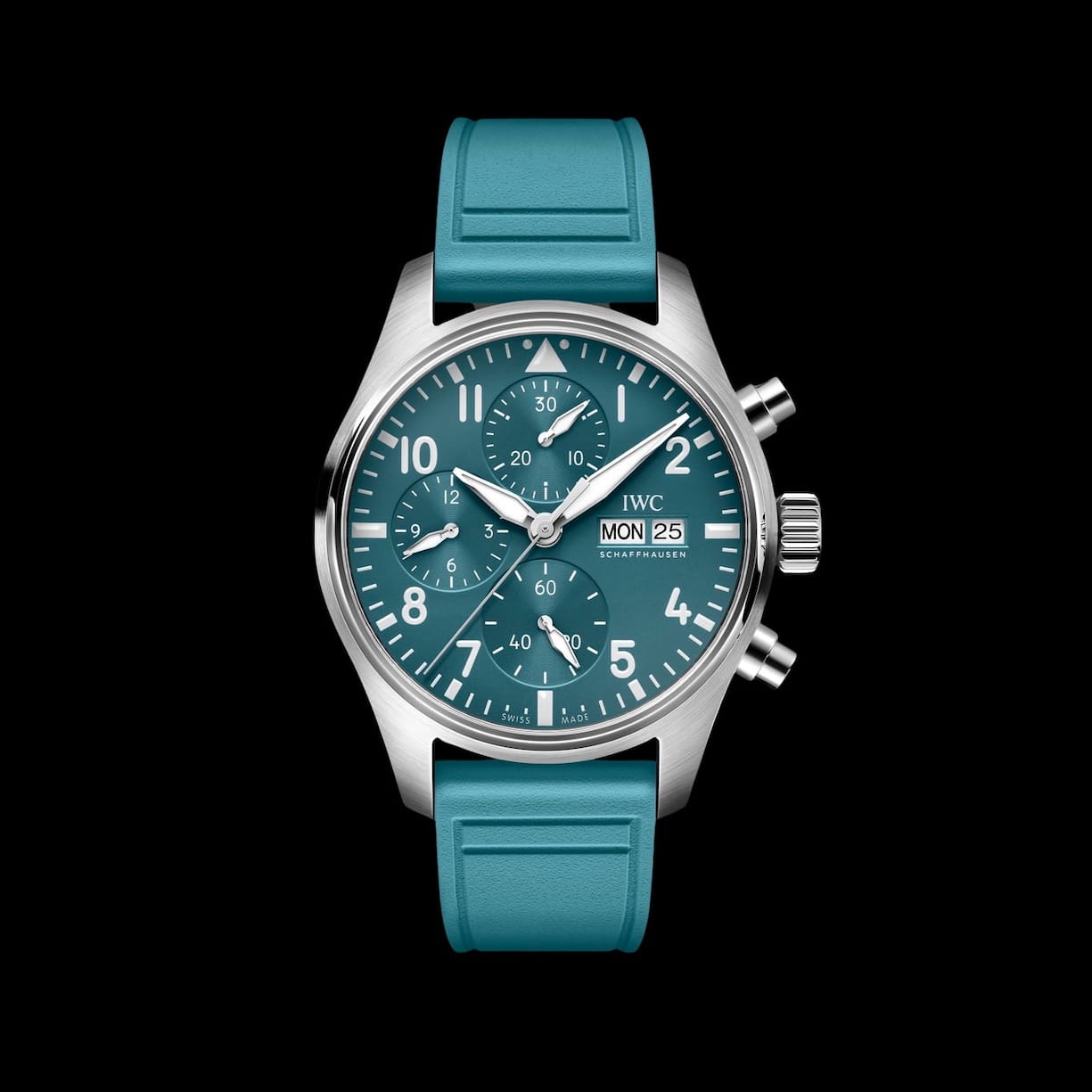 IWC SCHAFFHAUSEN ERWEITERT SEINE KOLLEKTION COLORS OF TOP GUN UM EINEN SOMMERLICHEN, HELLBLAUEN FARBTON