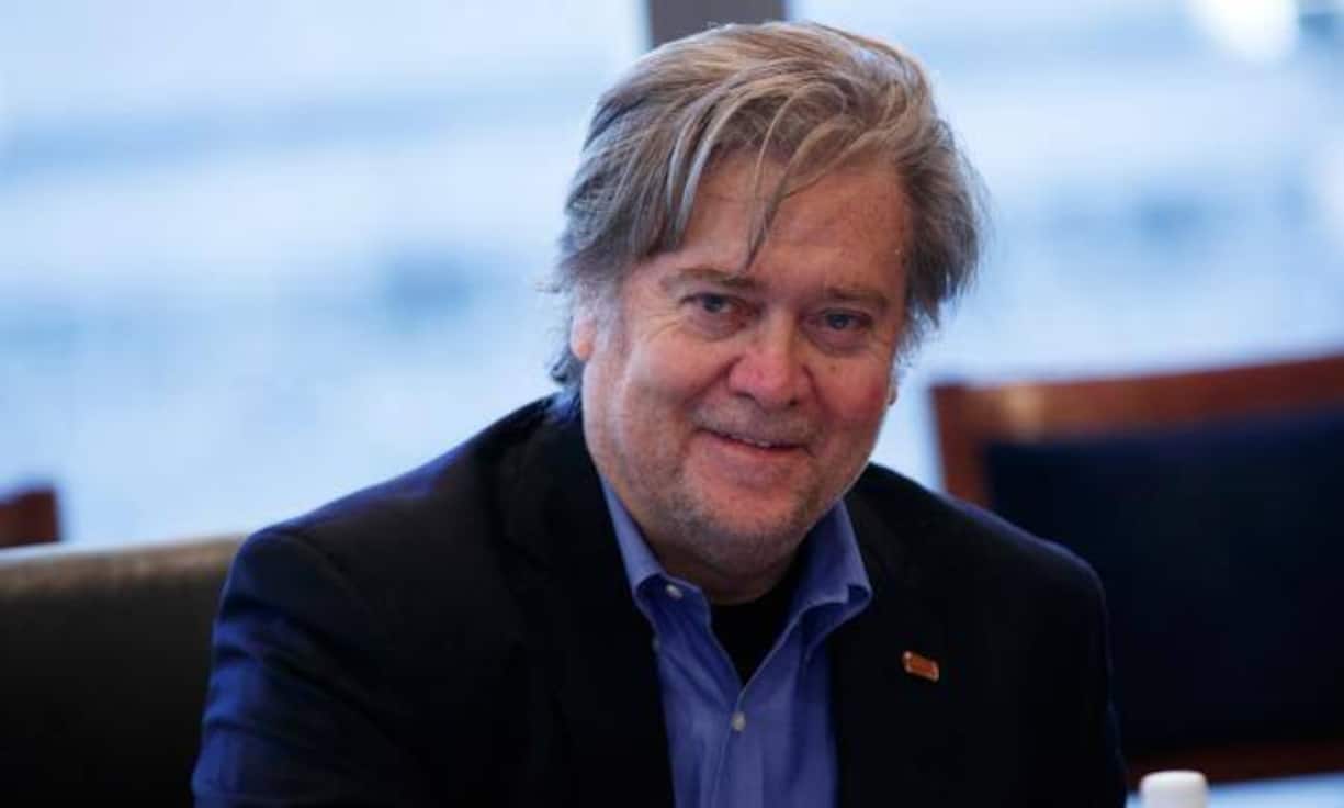 Steve Bannon - ChefstrategeDer Ex-Chef der Website «Breitbart», Steve Bannon, ist das vielleicht grösste Schreckgespenst der Trump-Gegner. Der ultrarechte Scharfmacher hat über seine Publikation brutalste Polemik und wildeste Verschwörungstheorien verbreitet. Auch Bannon arbeitete früher für Goldman Sachs, davor war er Marinesoldat. Anfang August 2017 habe er seinen Rücktritt eingereicht, bekannt wurde dieser erst rund zwei Wochen später. Bannon kehrte als Chef zu «Breitbart» zurück.