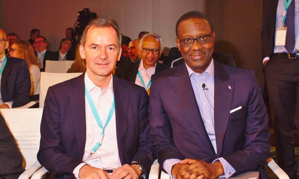 Andreas Jacobs, Chairman, Barry Callebaut;
Tidjane Thiam, CEO, Credit Suisse AG (Bildbeschrieb v.l.n.r.)