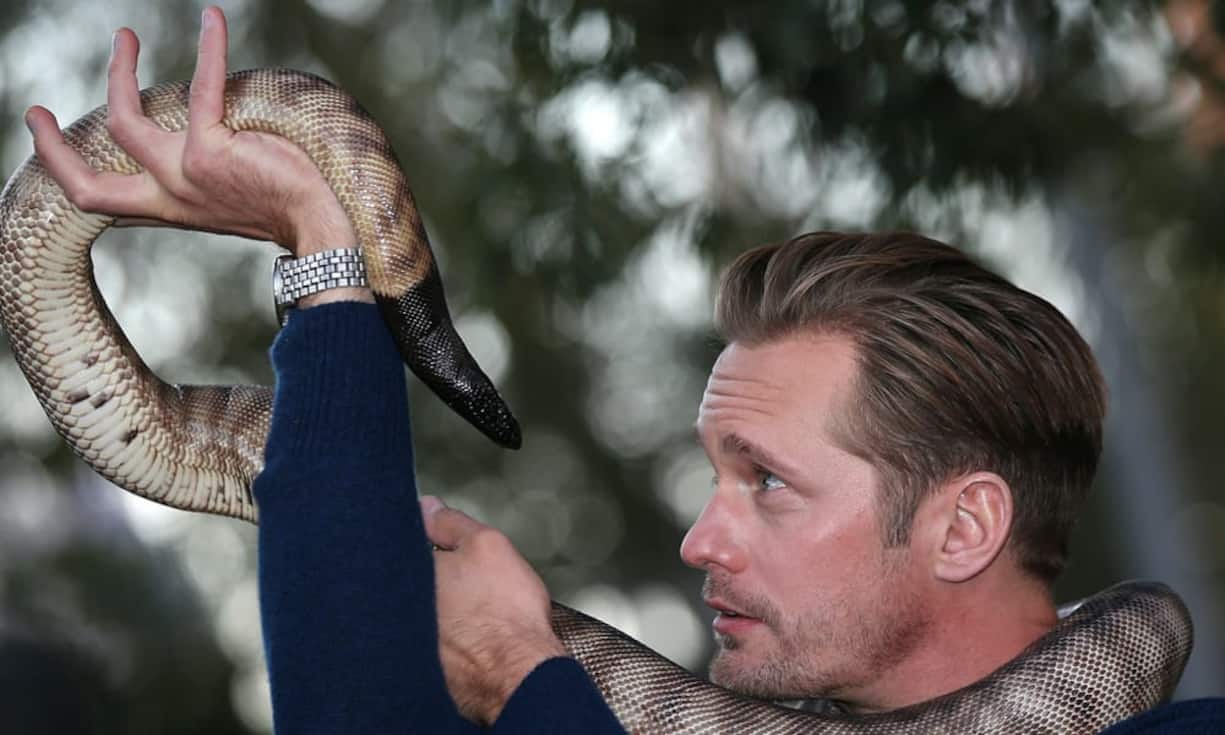 Lustig verspricht es bei Alexander Skarsgards «War on Everyone» zu werden. Die Cop-Komödie dreht sich um unmoralische Polizisten. 2016 ist der schwedische Schauspieler auch noch als Tarzan in den Kinos zu sehen.