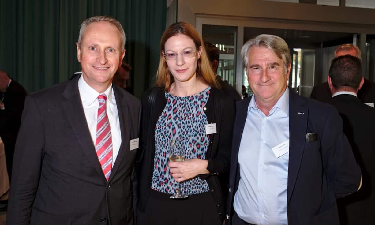 Hans-Peter Hess, Roland Berger AG;
Carole Hofmann, COO, ATF Group AG;
Kaspar Loeb, Partner, Dynamics Group AG