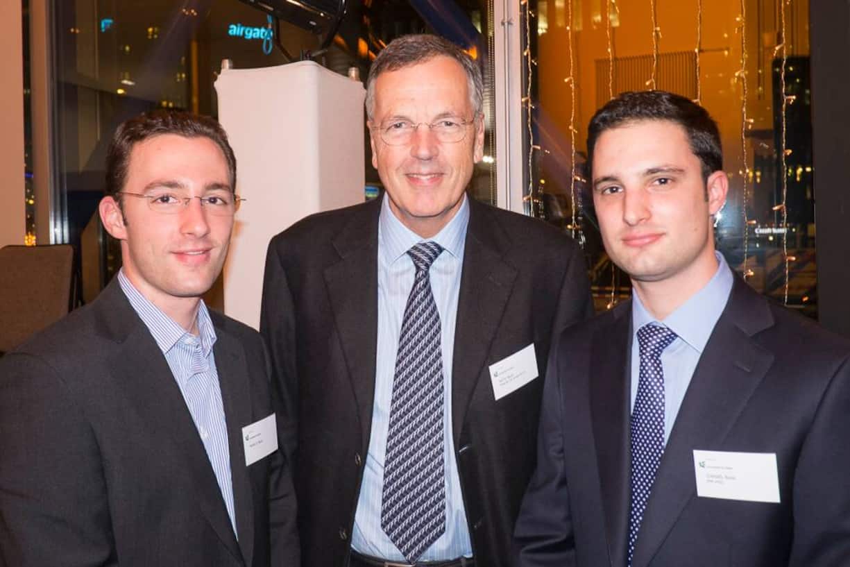 Vater und Söhne: Marco Bazzi, HSG Student; Reto Bazzi, Ex-CEO Miele & Cie GmbH & Co.; Daniel Bazzi, IMP-HSG Student