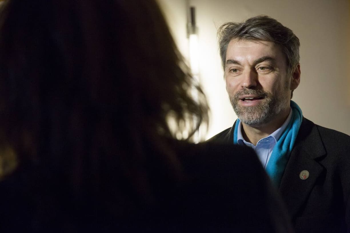 Pierre-Olivier Nobs (PCS - Centre gauche) lors du premier tour des elections communales 2016 pour la Municipalite de la ville de Fribourg, ce dimanche 28 fevrier 2016 a Fribourg. (KEYSTONE/Cyril Zingaro)