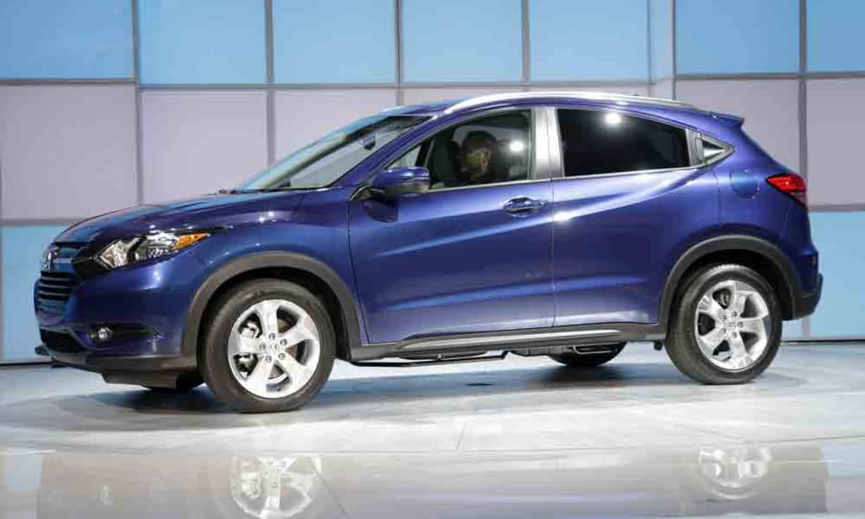 Honda zeigt das Modell HR-V Crossover, welches den Stil eines Coupés mit dem Platzangebot eines Geländewagens verbinden soll.