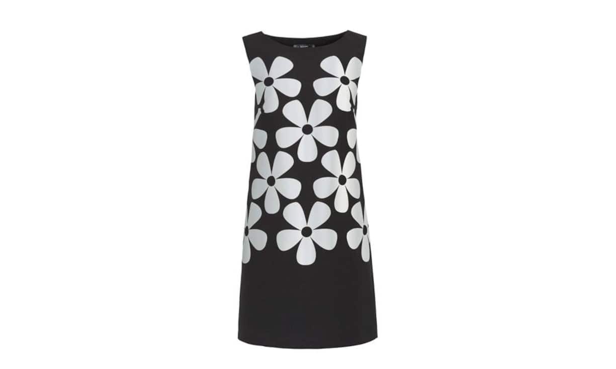 Blumig: Hallhuber Ein klares Trendbekenntnis, das Lust auf Frühling macht, ist dieses ärmellose Kleid aus Kunst- und Mischgewebe in Minirock-Länge. Aus demselben Print und Stoff gibt es den passenden Mantel. Bei Schild erhältlich. Preis 199.90 Franken