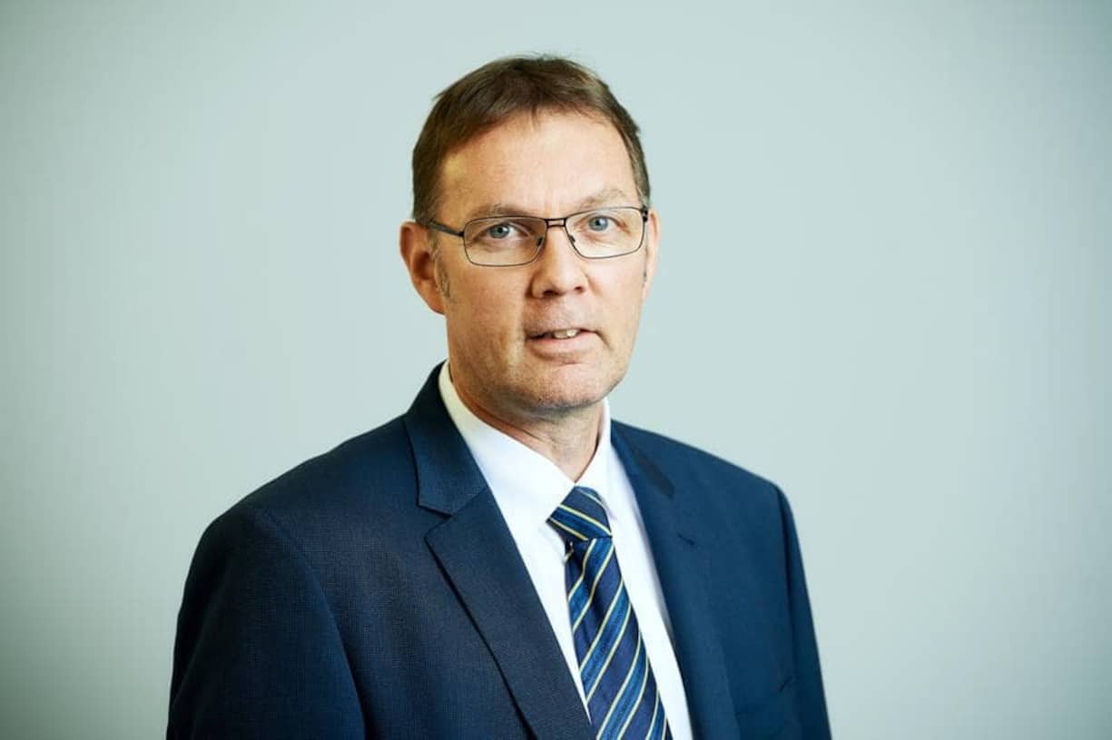 Peter V. Kunz ist Professor für Wirtschaftsrecht an der Universität Bern.