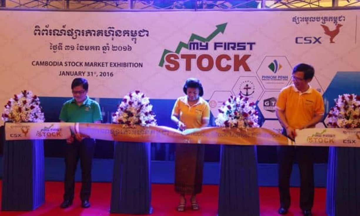 Cambodia Securities ExchangeDie Börse in Kambodscha setzt auf Messen und Wettbewerbe, um ihre Bekanntheit zu steigern. Im Winter 2016/17 veranstaltete sie einen Wettbewerb für ihre Anleger. Gewonnen haben diesen Dina Lim mit einer Rendite von 148,91 Prozent und Bunrith Hong mit 87,92 Prozent.