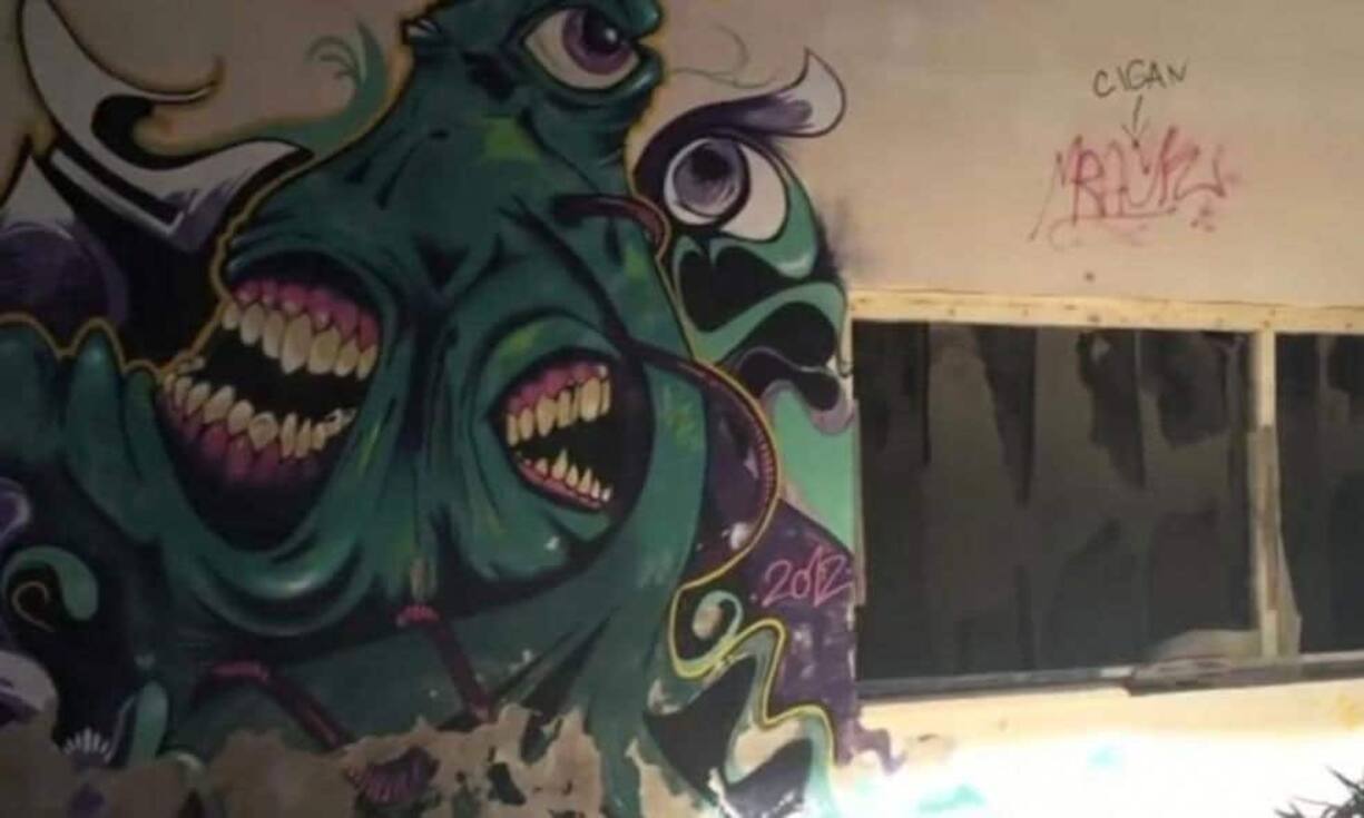 Künstler haben sich das Gelände unter den Nagel gerissen.