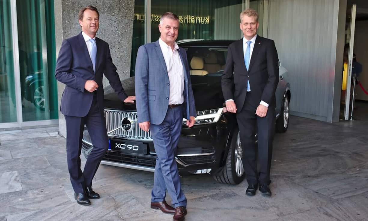 Dirk Schütz, Bilanz;
Tom Anliker, Volvo;
Harry Hohmeister, Swiss International Air Lines Ltd.