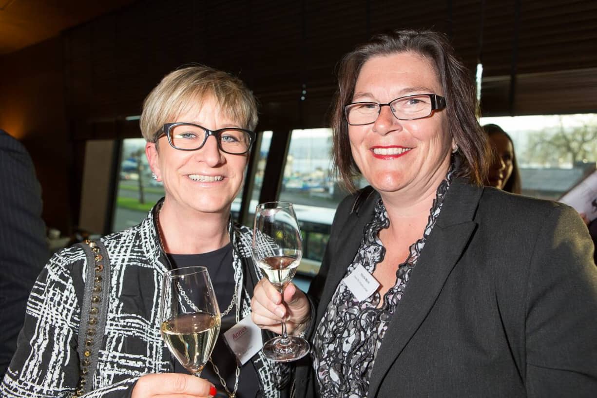 Ingrid Ziegler, Annex; Sibylle Menti, Swiss Re Company Ltd.