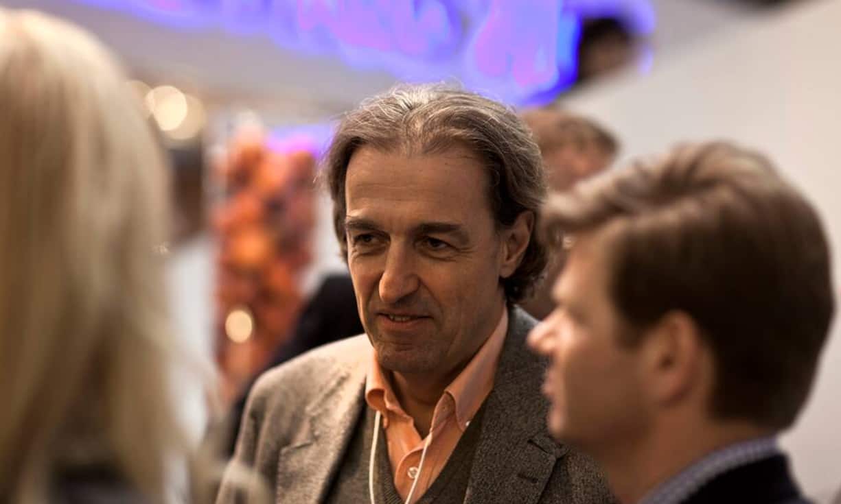 Raymond Bär, Ehrenpräsident bei Julius BärRaymond Bär, Sprössling der Gründerfamilie, erhält von der Bank 229'000 Franken im Jahr – nicht direkt für seine Rolle als Ehrenpräsident, aber für seine Funktion als Vorsitzender des Sonderausschusses zur Beilegung des Rechtsstreits mit den USA.Bilder: Keystone