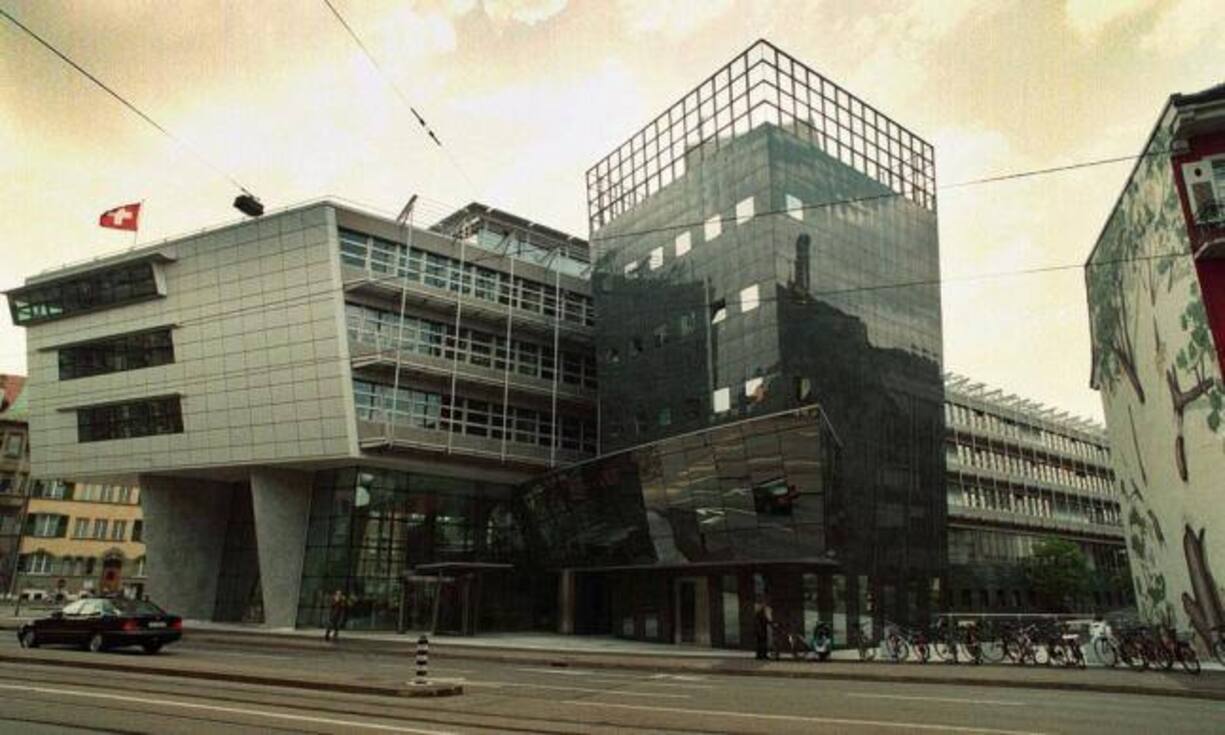 Das Bundesamt für Informatik (BIT) streicht gegen 60 Stellen. Dies weil das Parlament das Budget zusammengestrichen hatte.