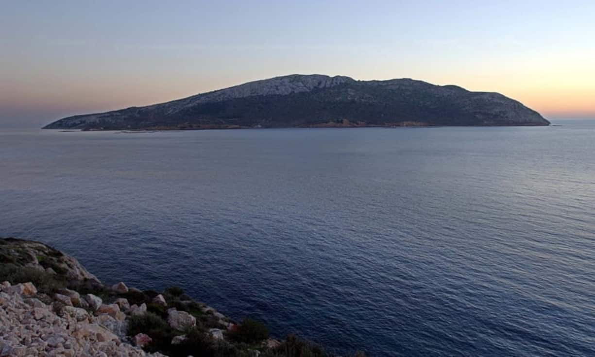 Für 100 Millionen Euro hat Griechenland die vier Quadratkilometer grosse Insel Patrokolos zum Verkauf ausgeschrieben. Mit dem Börsenwert von Apple könnten zu diesem Preis gleich rund 4800 Inseln gekauft werden.