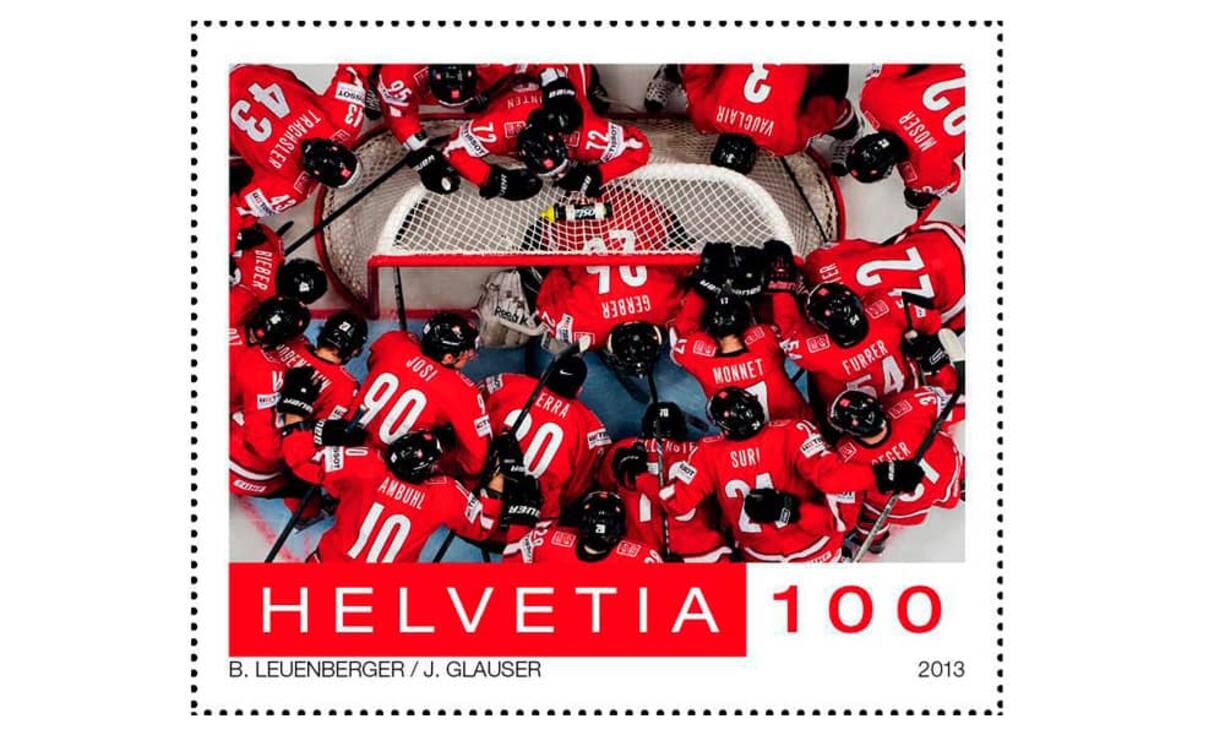 Auch die  Schweizer Eishockey-Nationalmannschaft erhielt nach dem Vize-Weltmeister-Titel 2013 eine eigene Ereignismarke.