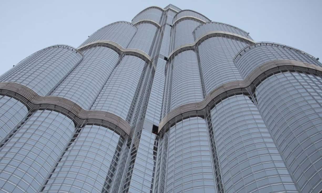 Dubai: Private Momente auf einer Geschäftsreise sind rar. Falls sie doch eintreten, kann man diese für einen Ausflug nutzen. Wertvolle Inspiration liefert das Schweizer Startup GetYourGuide mit über 24'000 Ideen in 2400 Destinationen. Die gefragteste Tour in der Rubrik «World Best Attraction » ist der 60-minütige Abstecher auf den Burj Khalifa in Dubai – mit 828 Metern der höchste Wolkenkratzer der Welt. Tickets für Burj Khalifa ca. 45 Franken.