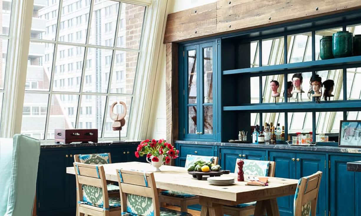 Platz 8 (4): The Greenwich Hotel, New YorkDas Greenwich Hotel ist nicht schlechter geworden, andere Häuser wurden einfach besser. Die Interieurs erinnern an ein mediterranes Herrenhaus und haben doch urbanen TriBeCa-Chic. Im Restaurant Locanda Verde entsteht das Gefühl pulsierenden Lebens, während der Innenhof und das Spa wunderbare Rückzugsoasen sind. Das Hotelteam versteht es, flexibel und einfühlsam auf die Gästebedürfnisse einzugehen.The Greenwich Hotel