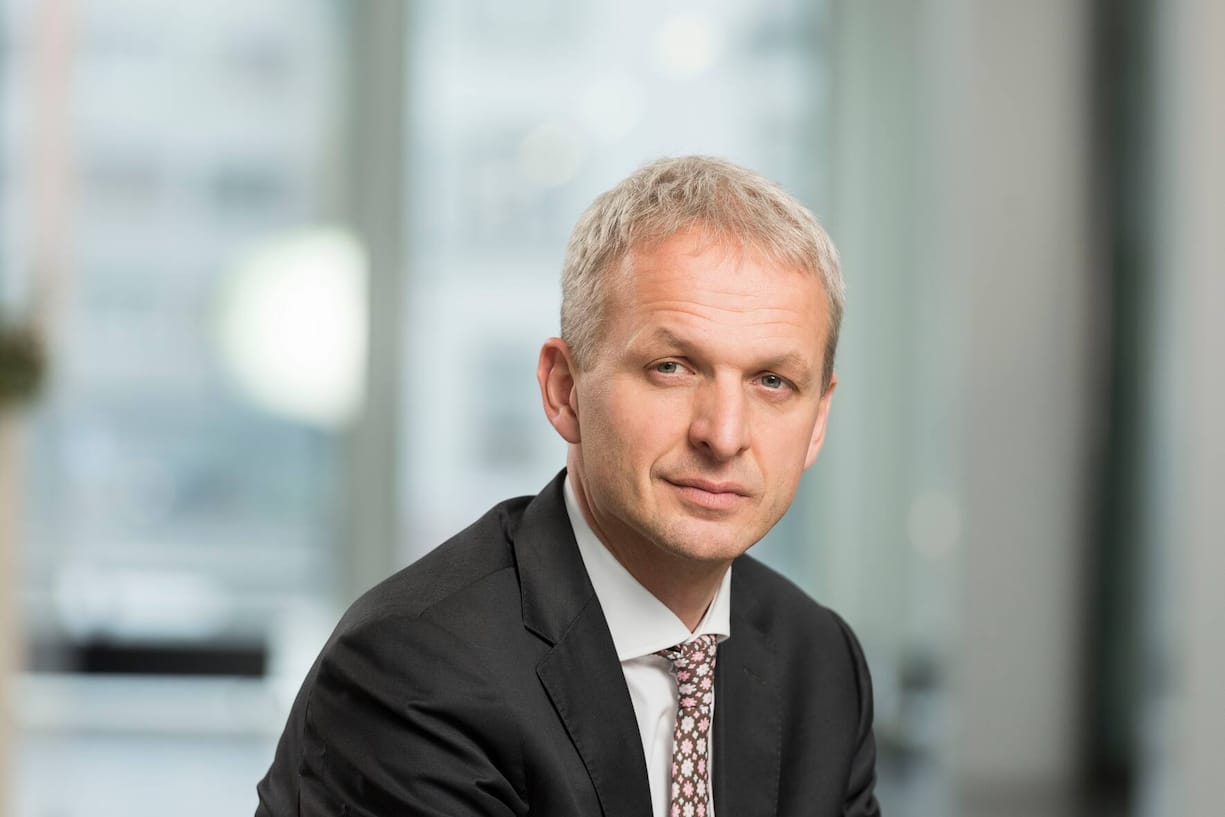 Portrait of Greg Poux-Guillaume, CEO of Sulzer, taken at Sulzer's headquarters in Winterthur, Switzerland, on January 7, 2016. (KEYSTONE/Christian Beutler) Greg Poux-Guillaume, CEO der Sulzer, portraitiert am 7. Januar 2016 am Sulzer Hauptsitz in Winterthur. (KEYSTONE/Christian Beutler)