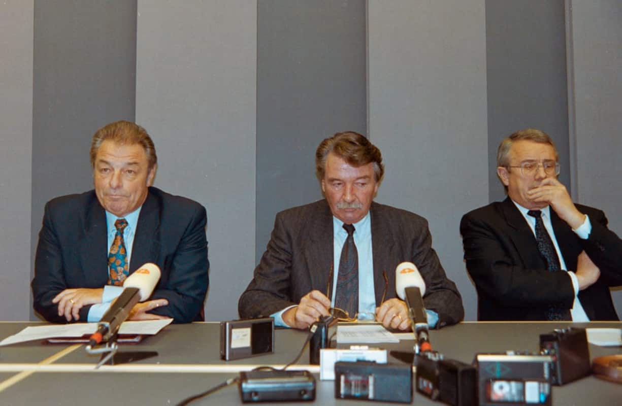 Die Bundesräte Jean-Pascal Delamuraz, Rene Felber und Arnold Koller im Jahr 1992