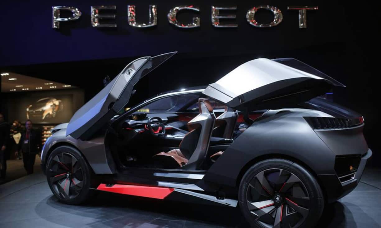 Peugeot Quartz Concept
Mit dem Conceptcar Quartz zeigt Peugeot wie man sich ein sportliches Crossover-Modell vorstellt. Die SUV-Optik wird dabei mit einem Hybridantrieb gepaart.