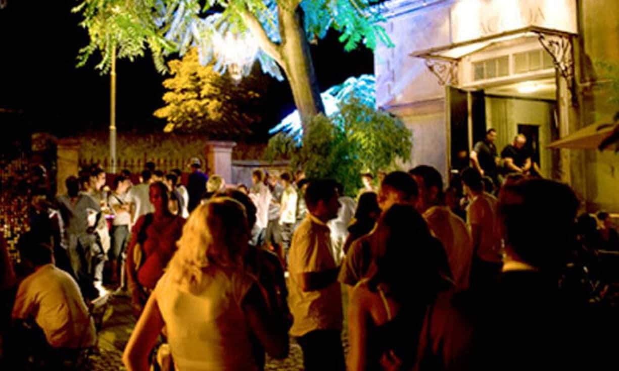 Deutlich gediegener ist das Ambiente im Acqua – dem ehemaligen Wasserwerk. «Italianità meets urban lifestyle», so das Versprechen des Basler Lokals. (Bild: zvg)