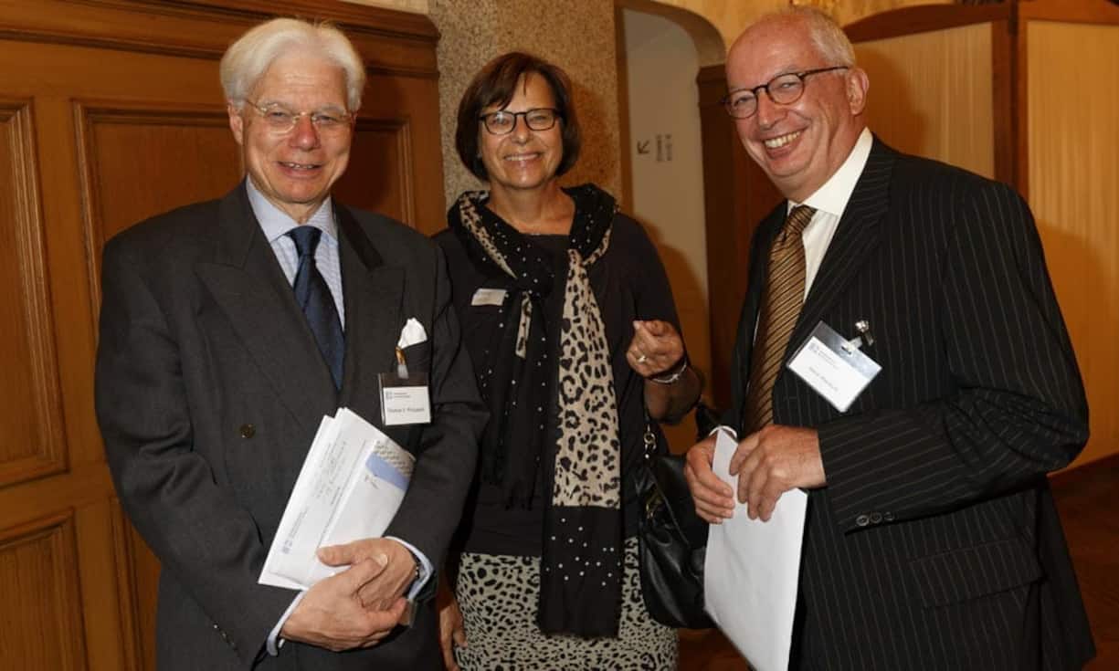 v.l.n.r. Thomas E. Preiswerk; Honorarkonsul der Bundesrepublik Deutschland; Monika Weinhold, Armin Weinhold; Ehrenvorstand