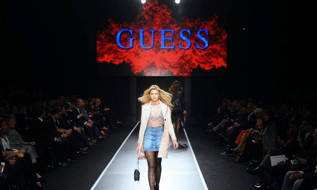 Guess: Beim US-Modekonzern Guess gingen Umsatz und Gewinn zuletzt deutlich zurück. Doch damit hat sich die Finanzgemeinde bereits arrangiert, und zuletzt konnte das Bekleidungsunternehmen sogar positiv überraschen. Der CEO ist erfreut und glaubt die Wende nahen. Mutige Anlegernaturen holen sich eine erste Position ins Depot.Bilder: Keystone