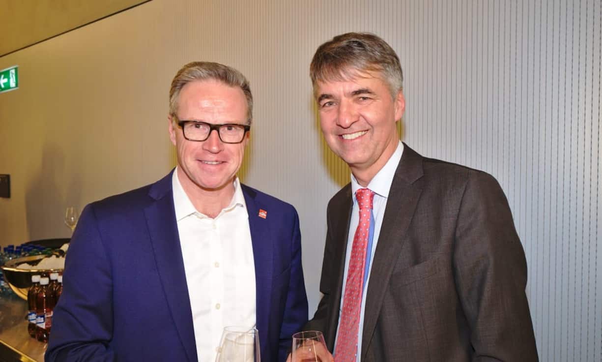 Andreas Meyer, CEO, SBB; Alex von Graffenried, Stadtpräsident, Bern