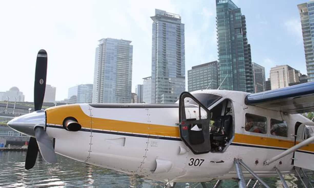 Von Vancouver fliegen Wasserflugzeuge nach Vancouver Island. Mit rasanten Booten startet dort die Suche nach
Walen, bei der sich die Reisenden aber manchmal, wie in unserem Fall, mit Seehunden begnügen müssen.