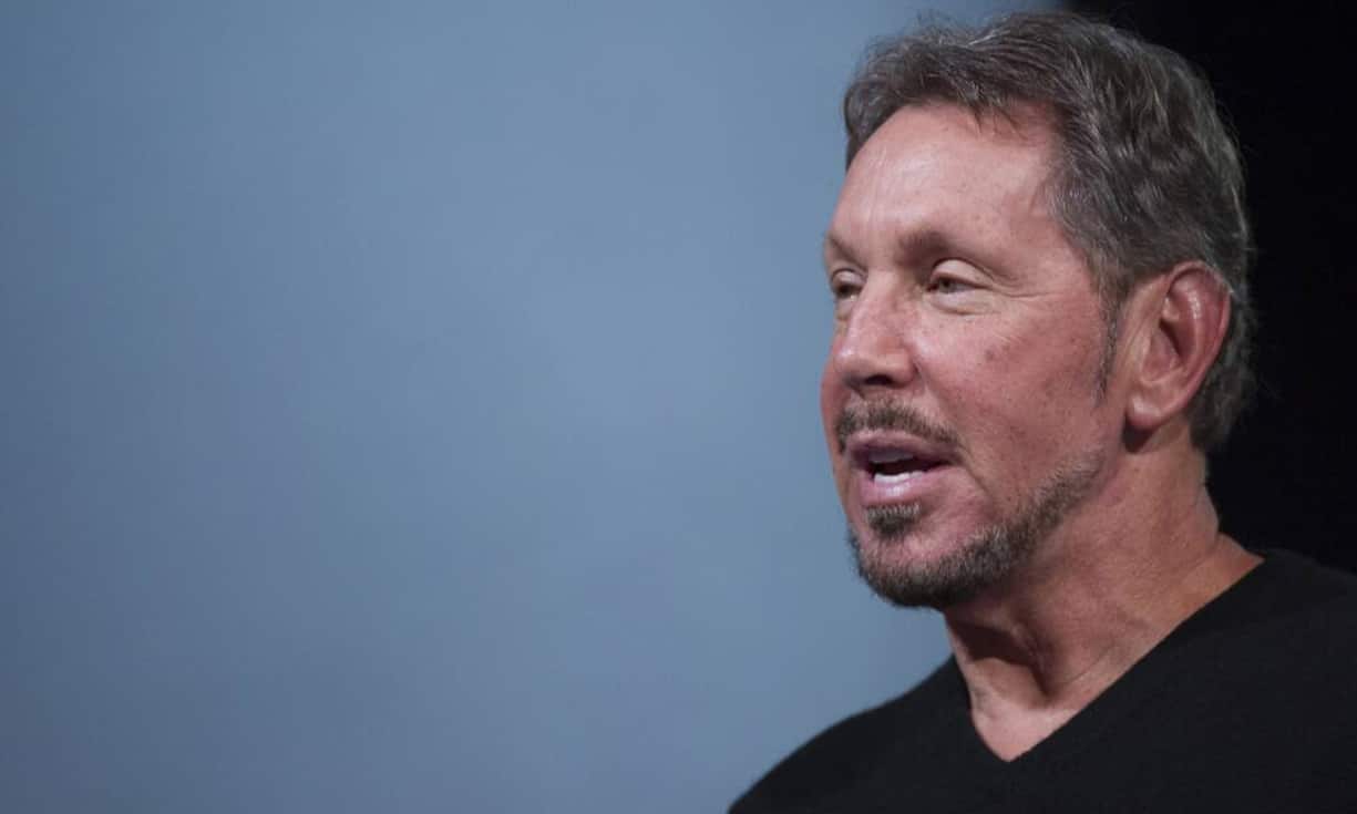 Larry Ellison verliess die Universität ohne Abschluss. Es folgten ein paar Fehlstarts mit eigenen Firmen. Dann gründete Ellison mit zwei Partnern und insgesamt 2000 Dollar die Software Development Laboratories. 1982 wurde die Firma in Oracle umbenannt. Ellisons geschätztes Vermögen heute: 48 Milliarden Dollar.Bilder:Bloomberg/Keystone