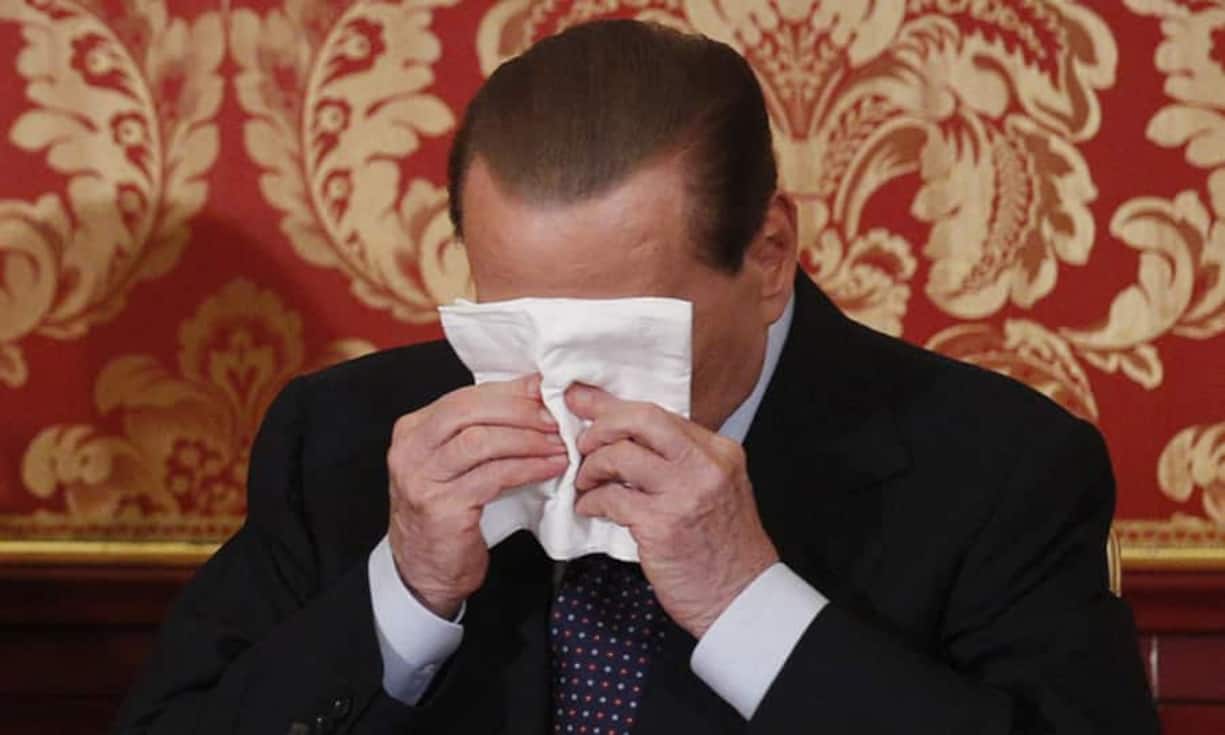 Politik OUT: Realitätsverlust? Nach seinem Betrugsurteil will der Cavaliere Silvio Berlusconi die Justiz reformieren.