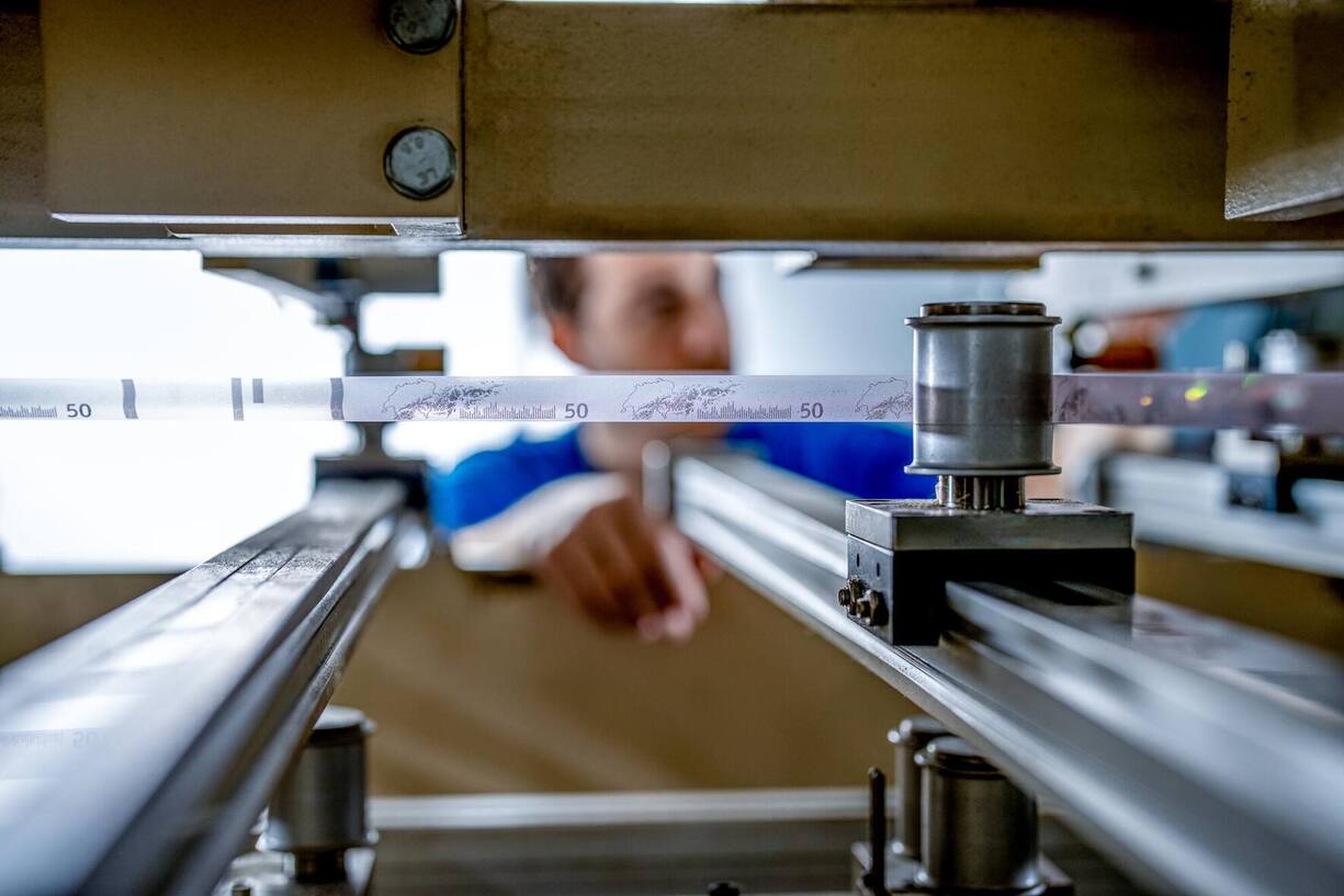 Sicherheit In 3-DHolografische Folien zählen zu den Klassikern unter den Sicherheitsmerkmalen.